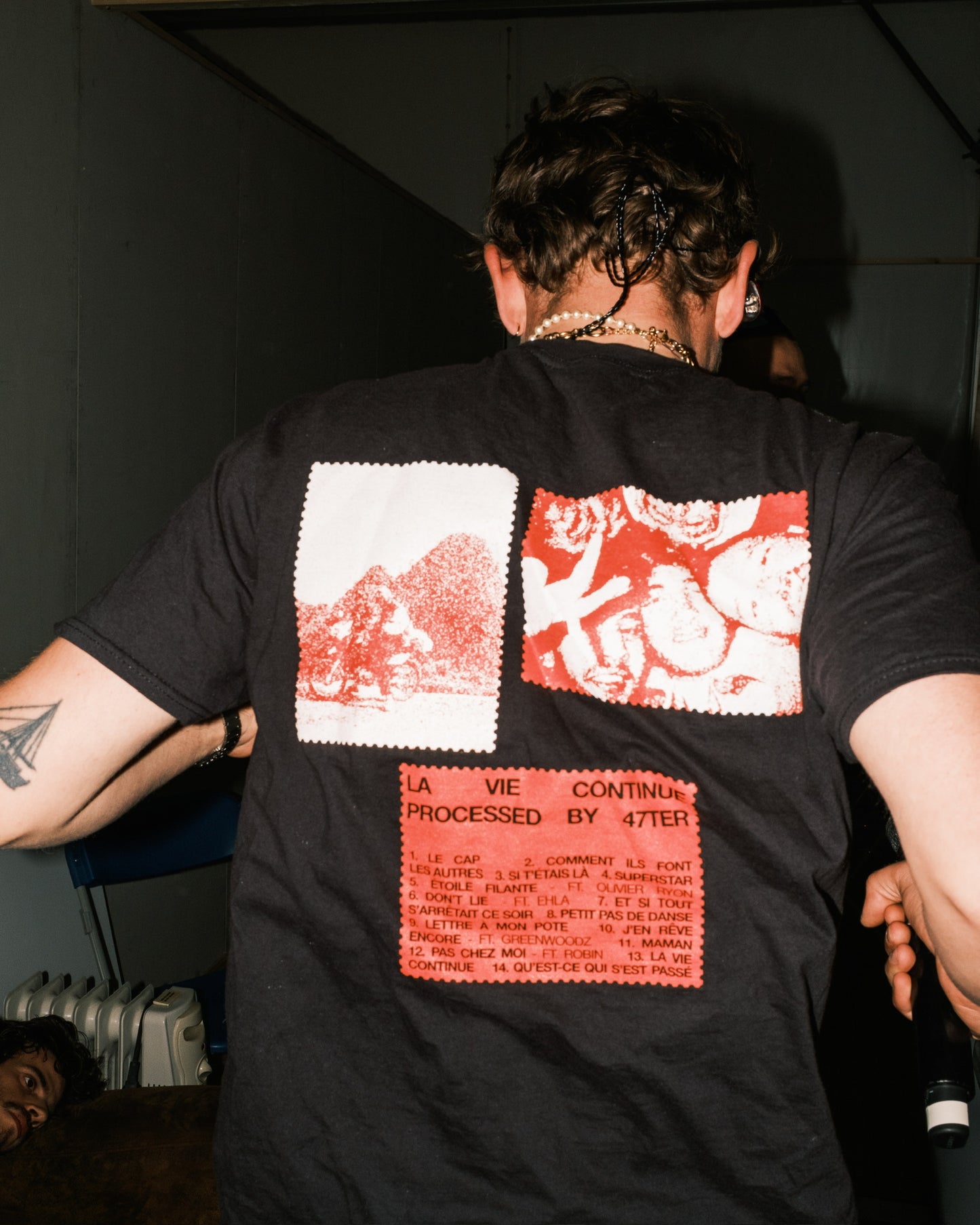 T-SHIRT NOIR LVC